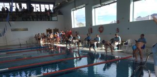28 municipios mejoran técnicas de natación
