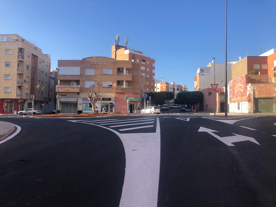 Abierta al público Rotonda de Los Molinos - Diputación Almería