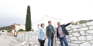 Cartel Diputación adjudica las obras que convertirán la antigua Casa de la Farmacia de Urrácal en vivienda social