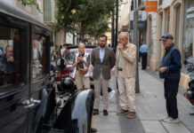 La 35ª Ruta de Vehículos Antiguos exhibe su museo rodante en la Diputación de Almería