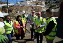 Diputación y Alhabia visitan las obras del PFEA y el Plan de Instalaciones Deportivas
