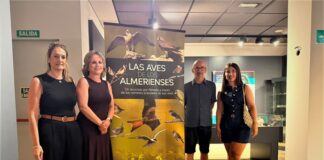 Diputación invita a descubrir las aves almerienses en una muestra del IEA en Roquetas de Mar